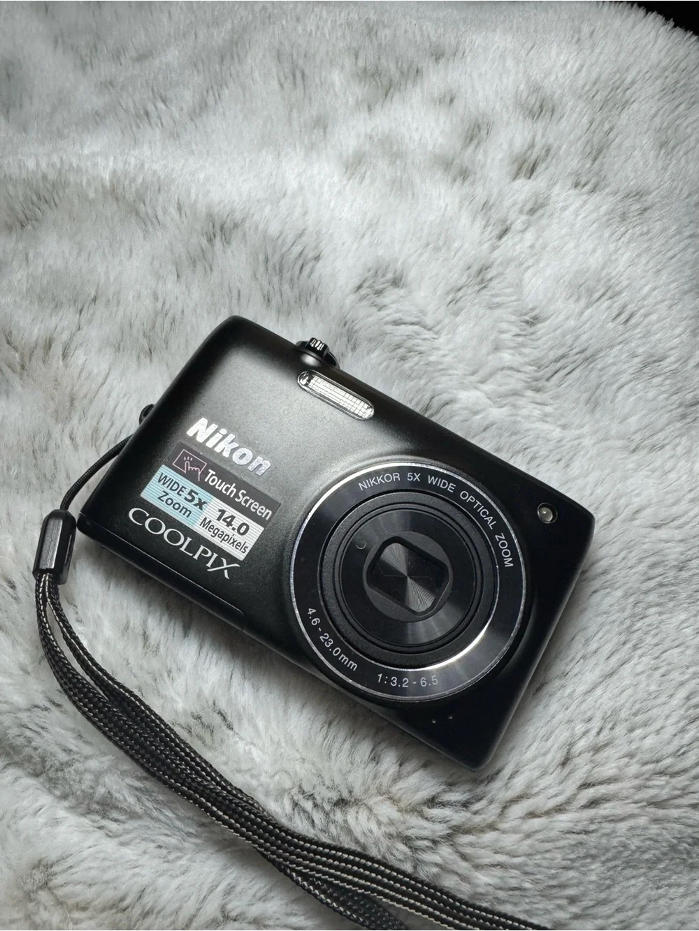 Nikon COOLPIX S4100 Black Digital Camera 14MP 5X Wide Optical Zoom W/ Battery